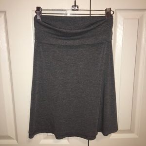 Mossimo stretchy gray skirt size s